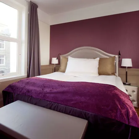 Amanda Hotel 4*