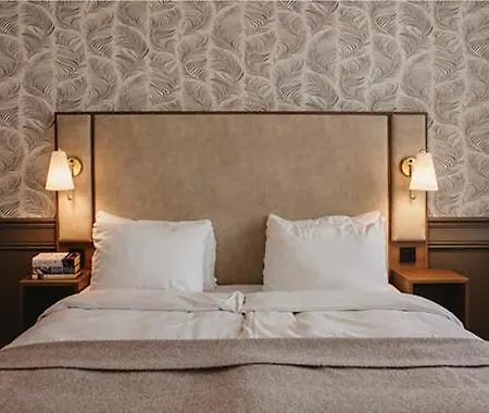 Amanda Hotel
