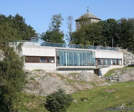 Amanda Hotel