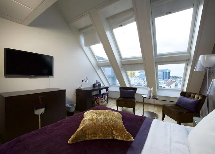 Hotel Amanda 4*