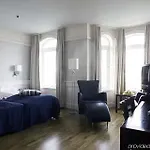 Amanda Hotel 4*